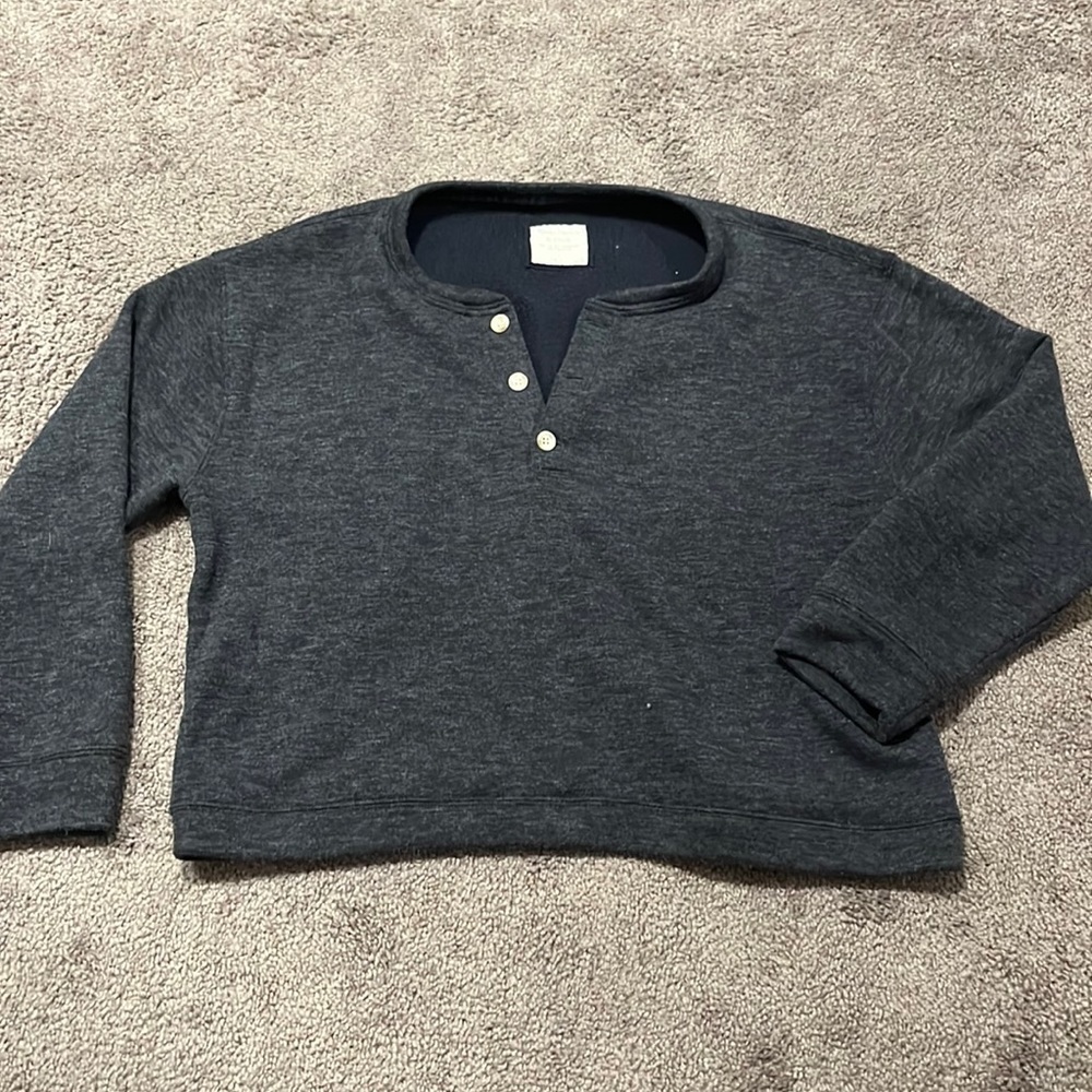 Abercrombie & Fitch navy cropped Henley sweater